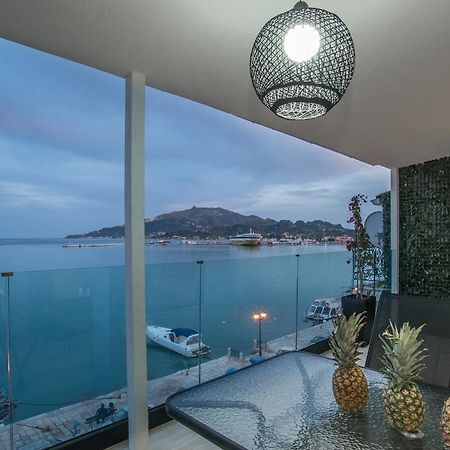 Pineapple Seaside Suite Закинтос Экстерьер фото
