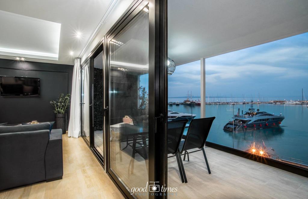 Pineapple Seaside Suite Закинтос Экстерьер фото